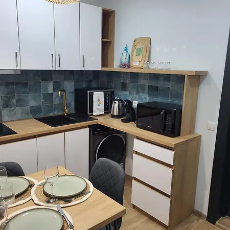 Aqua View Kabakum Apartment Warna
